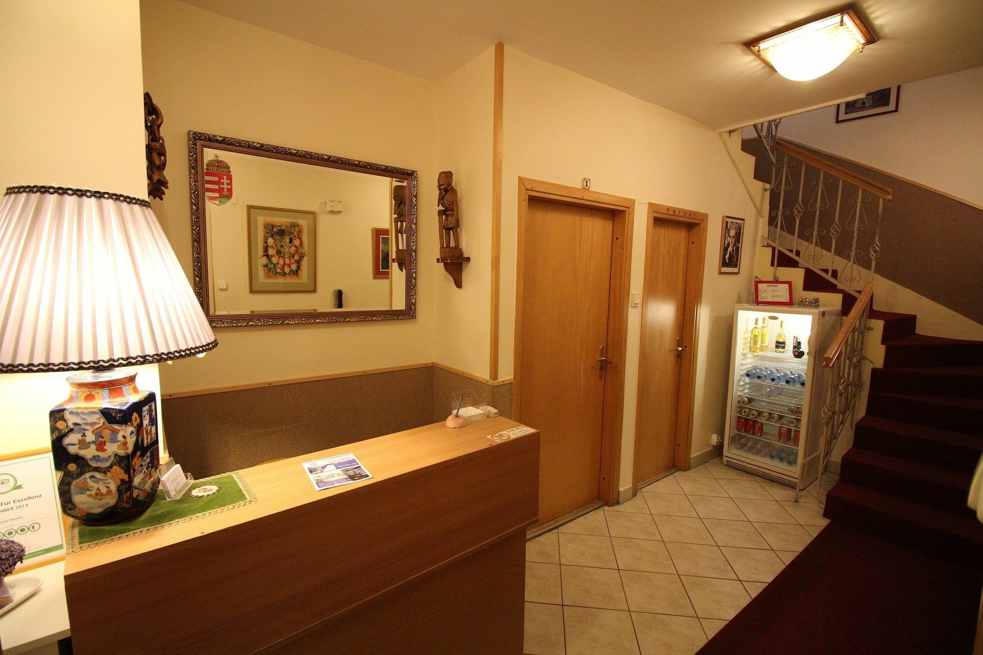 Budavar Bed And Breakfast Budapeste Exterior foto