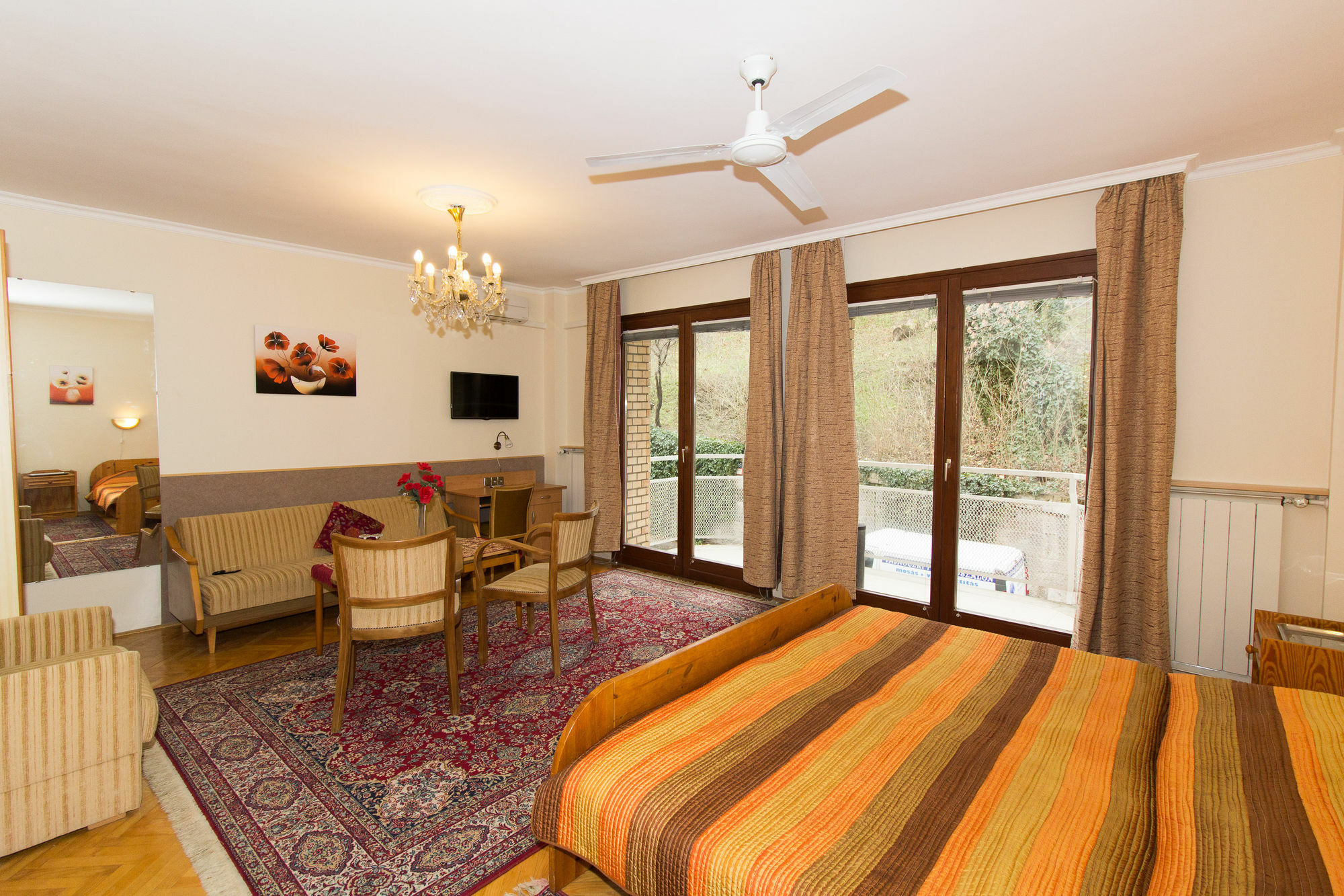 Budavar Bed And Breakfast Budapeste Exterior foto