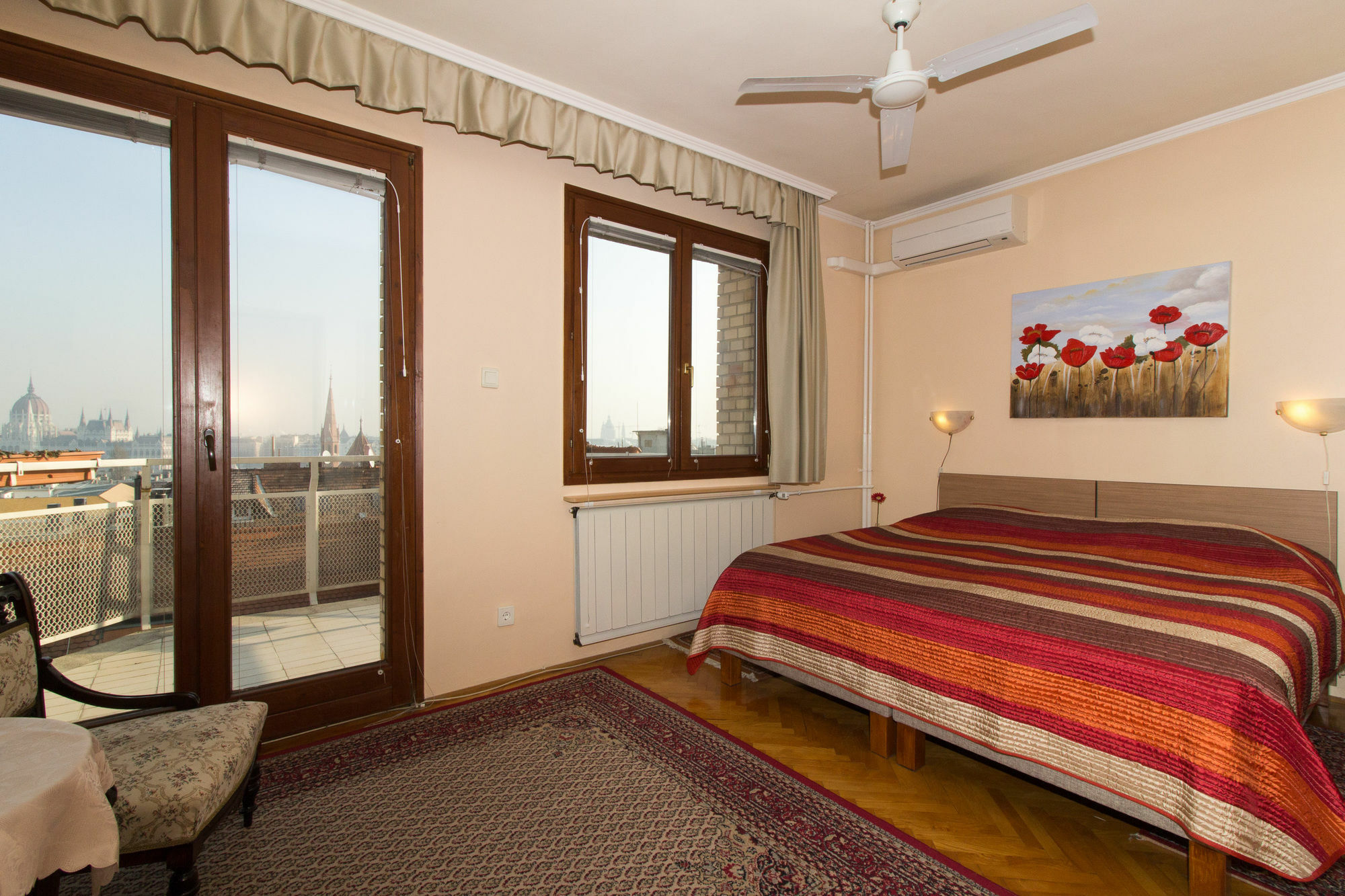 Budavar Bed And Breakfast Budapeste Exterior foto