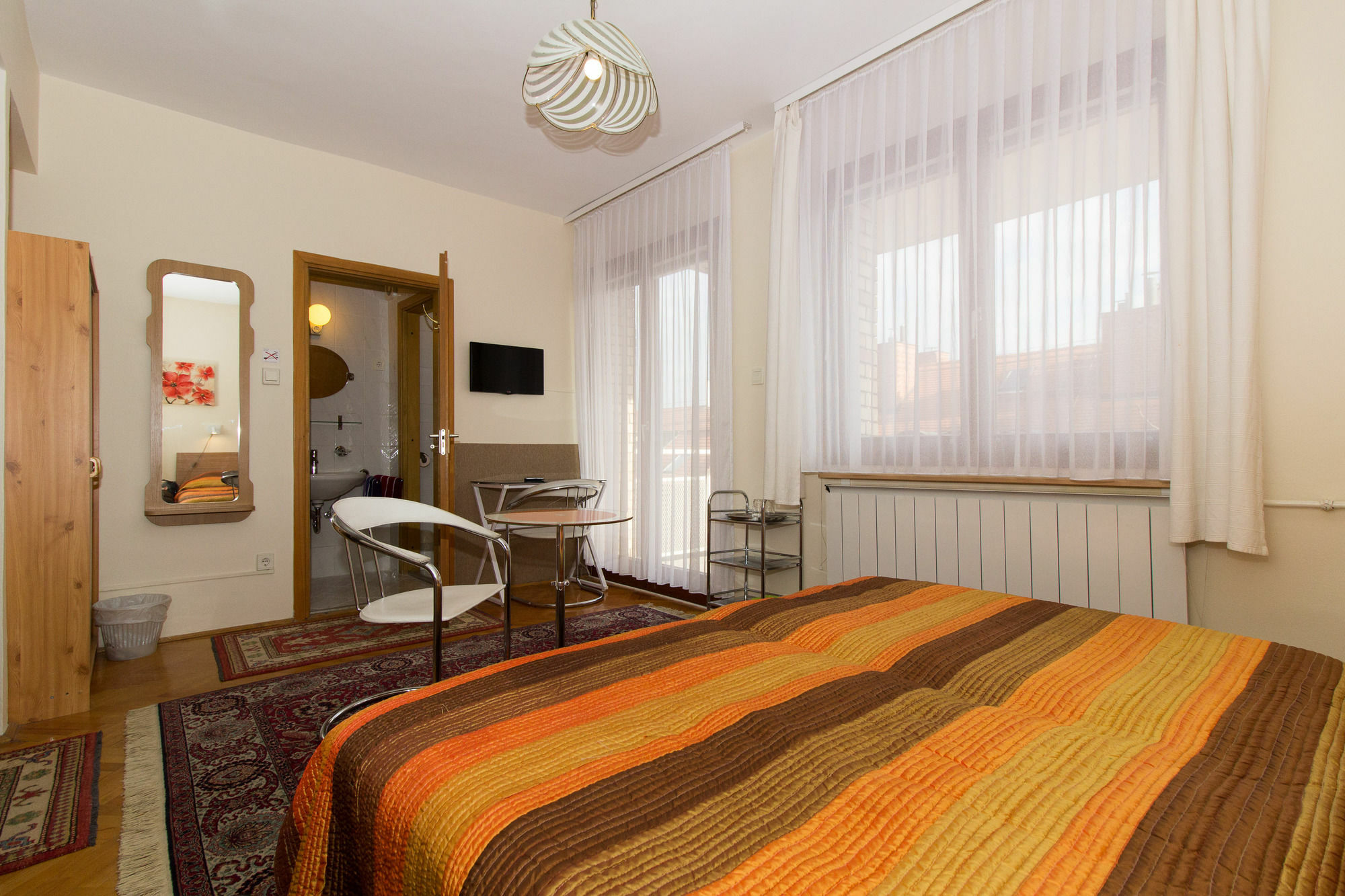 Budavar Bed And Breakfast Budapeste Exterior foto